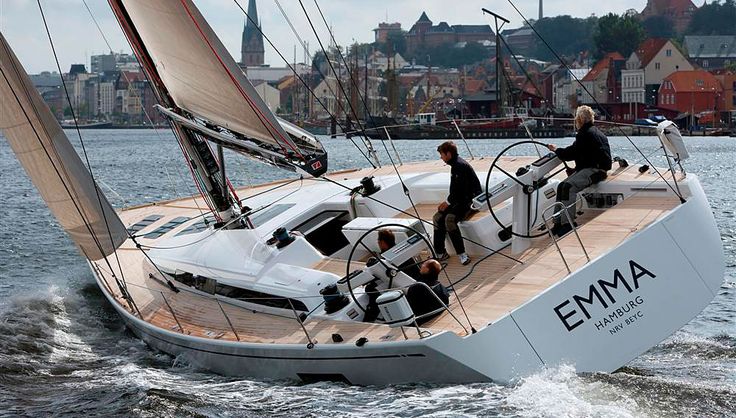 Nautors Swan