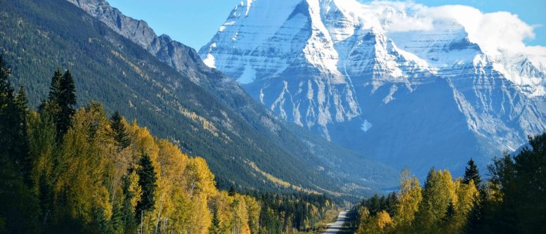 British Columbia Gold Rushes Mount Robson, Canadian Rockies