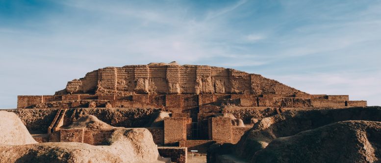 Ziggurat of Ur and the Plan of the Pope sam-moqadam-cU5TUyEaZXQ-unsplash